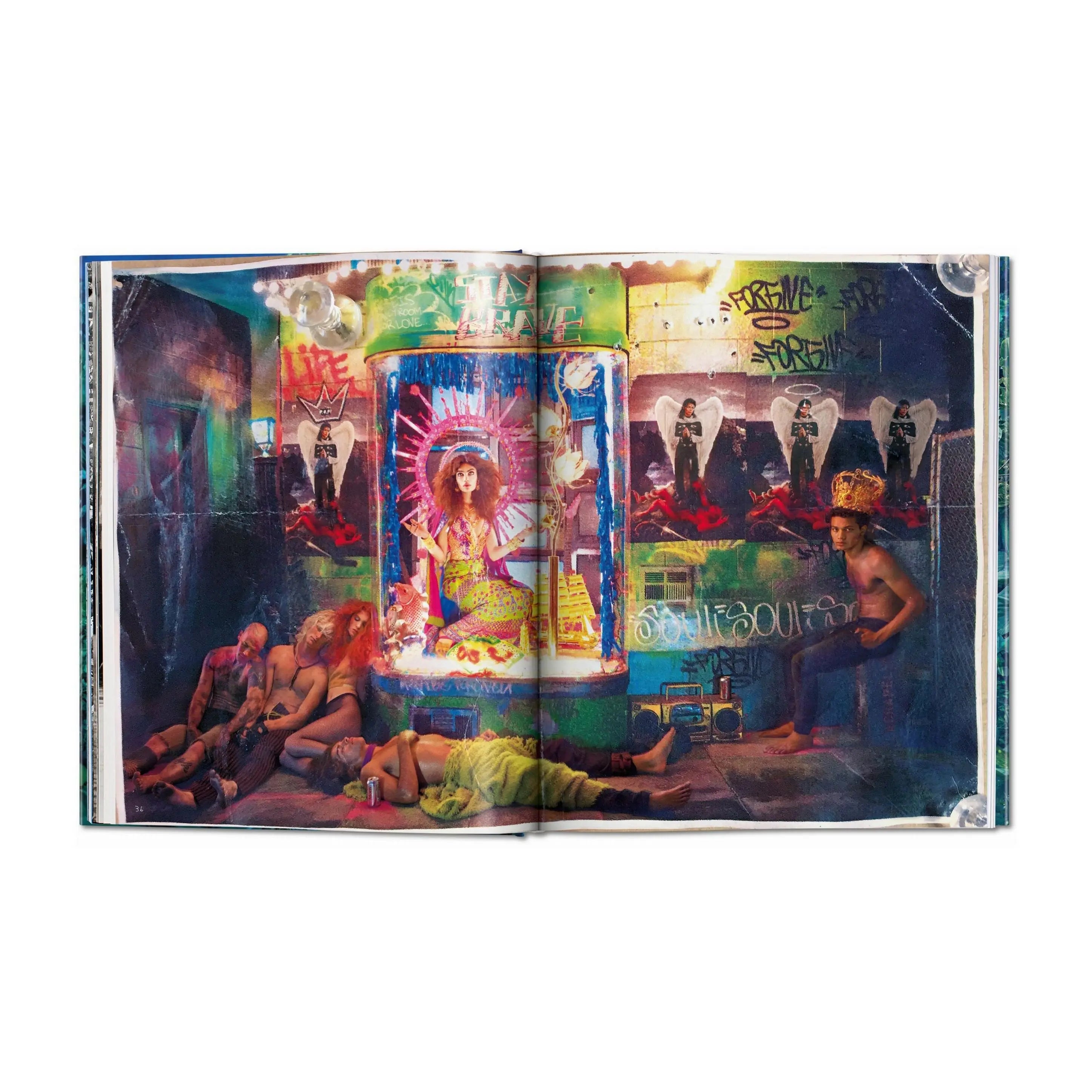 David Lachapelle. Good News – Plastic Books